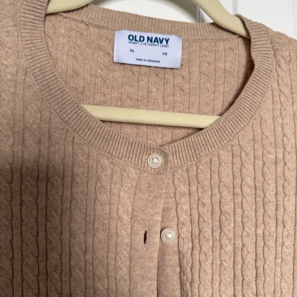 Cable knit cardigan old navy size xl - Picture 3 of 4
